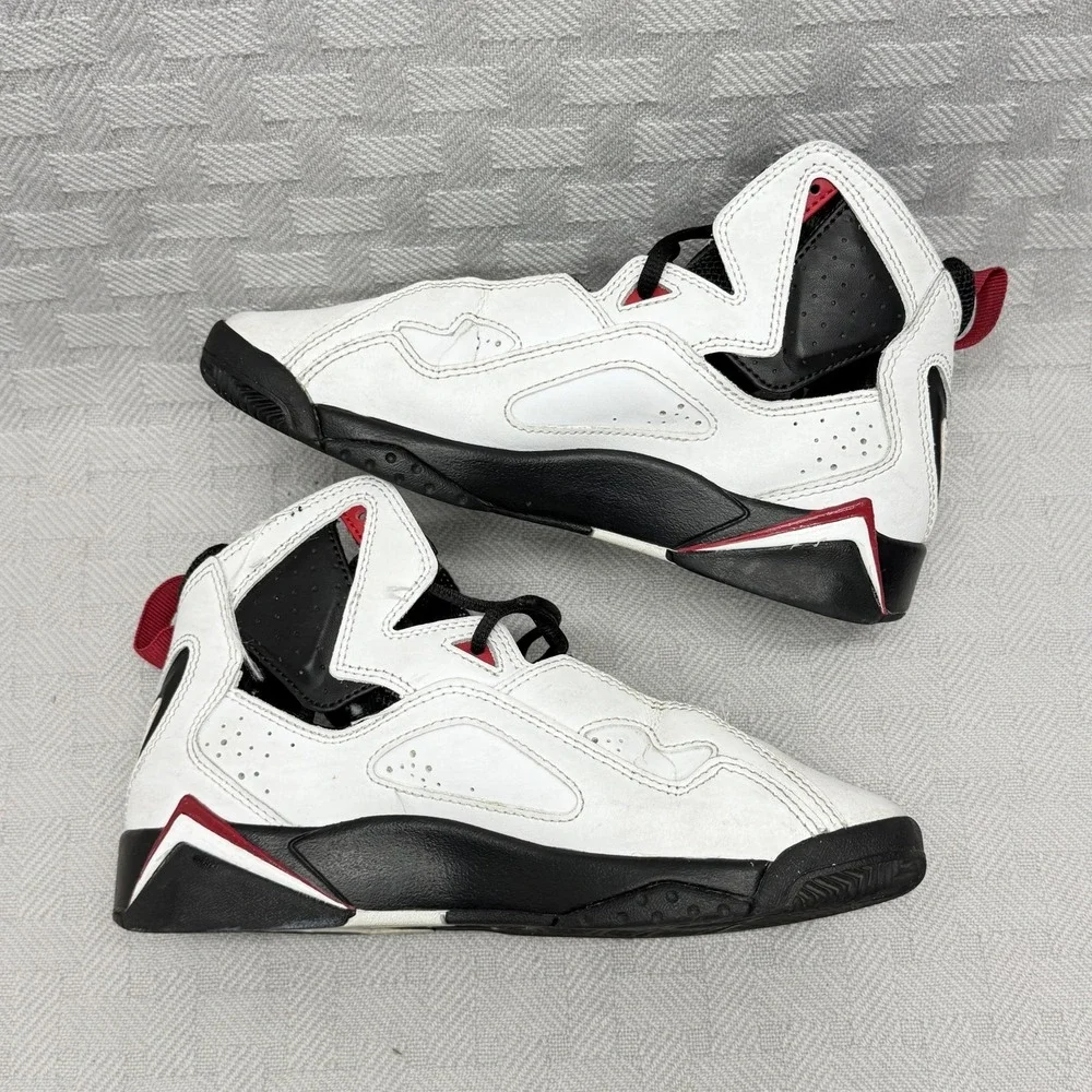 Nike Air Jordan True Flight GS‎ Shoe Boys Size 4 White Black Red 343795-160